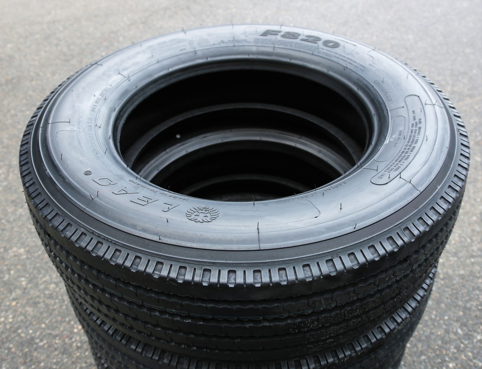 Leao F820 255/70R22.5 140/137M H 16 Ply (DC) All Position Commercial Tire