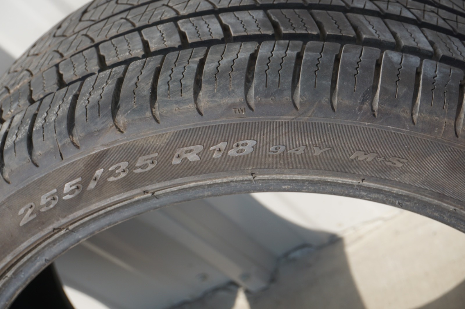 2 X Pirelli Pzero All Season Plus 3 255/35 R18 94Y Tires Tire – USED – GOOD