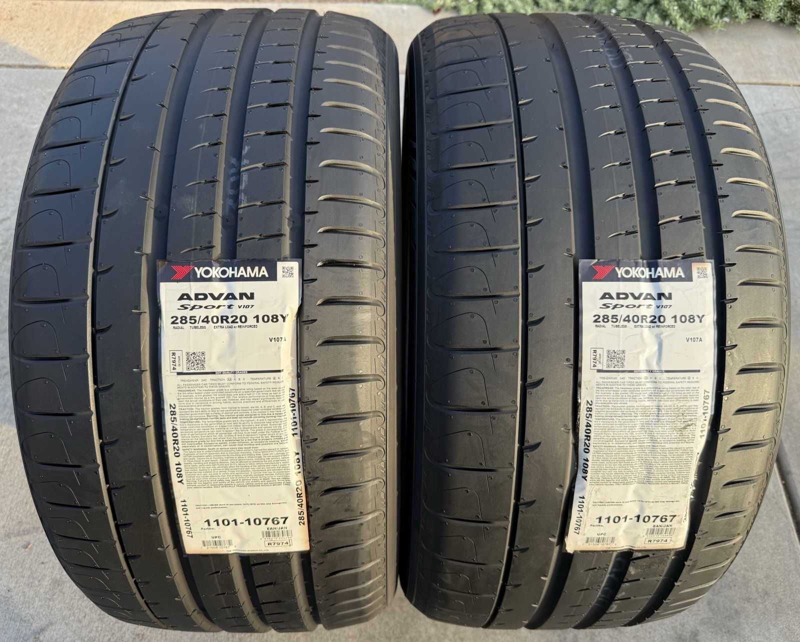 Set of TWO BRAND NEW 285/40R20 108Y Yokohama ADVAN Sport V107 Tires 2854020