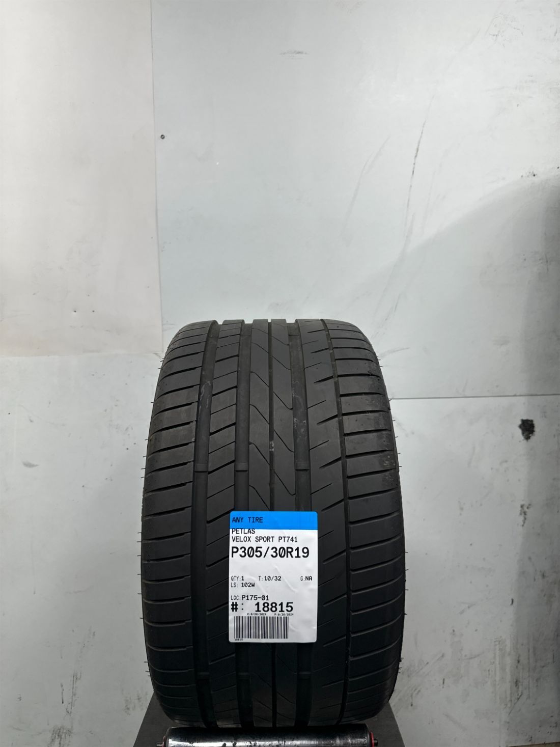 1 Used Petlas Velox Sport PT741 P305/30R19 3053019 305/30/19 102 W – 10/32