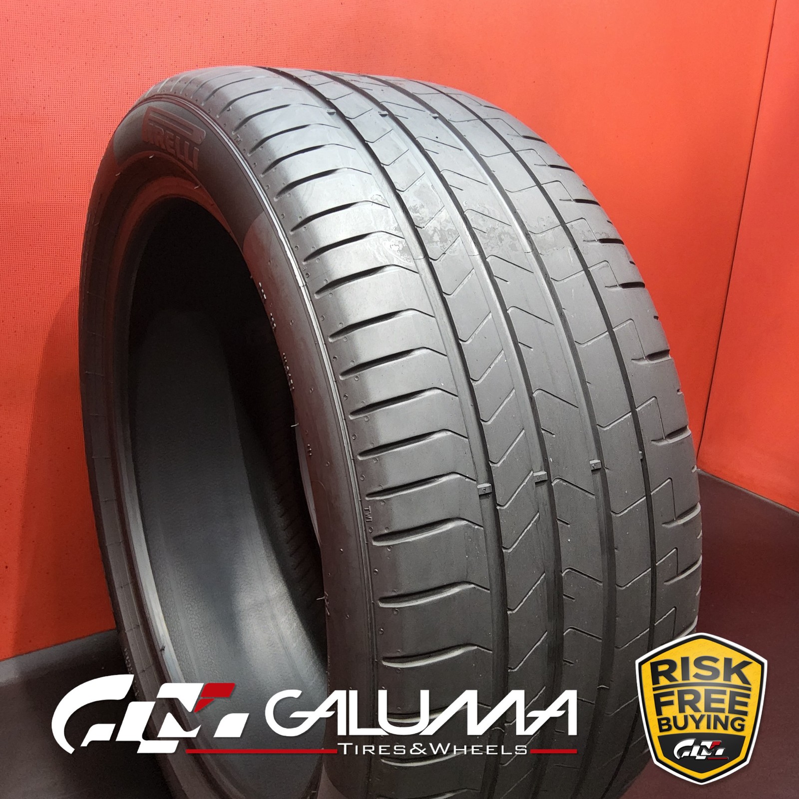 1 (One) Tire Pirelli P Zero PZ4 Run Flat ★ XL 255/40R19 255/40/19 2554019 #90779