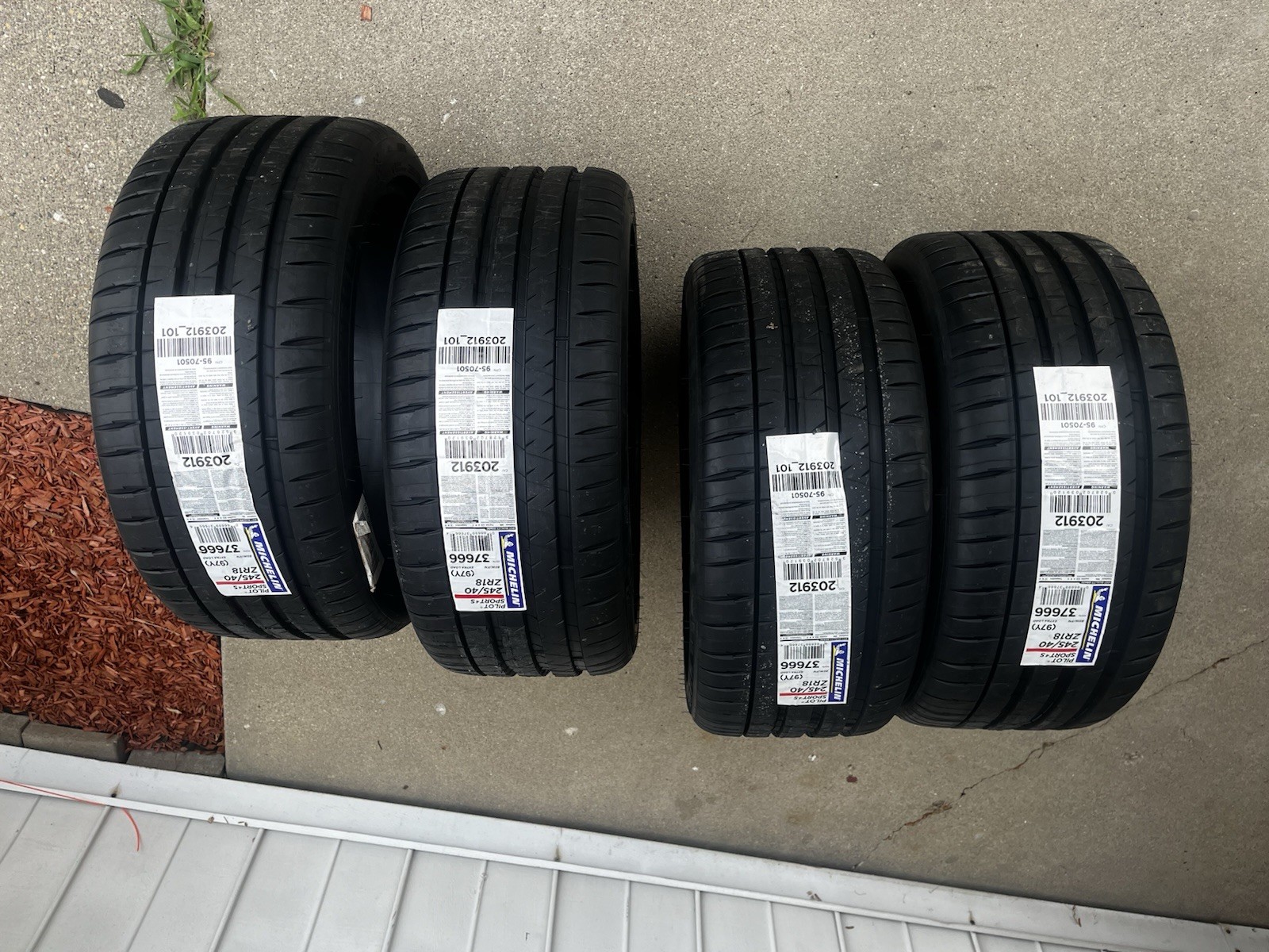 Michelin pilot sport 4s summer tires these