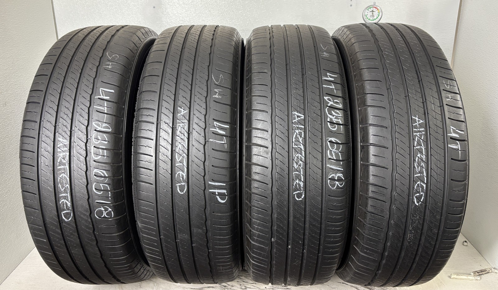 NO SHIPPING ONLY LOCAL PICK UP Set 4 Tires 235 65 18 Michelin Primacy Tour A/S