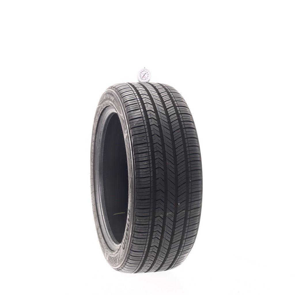 Set of (4) Used 235/45R18 Kumho Majesty 9 Solus TA91 94V – 7-8.5/32 (13SB7)