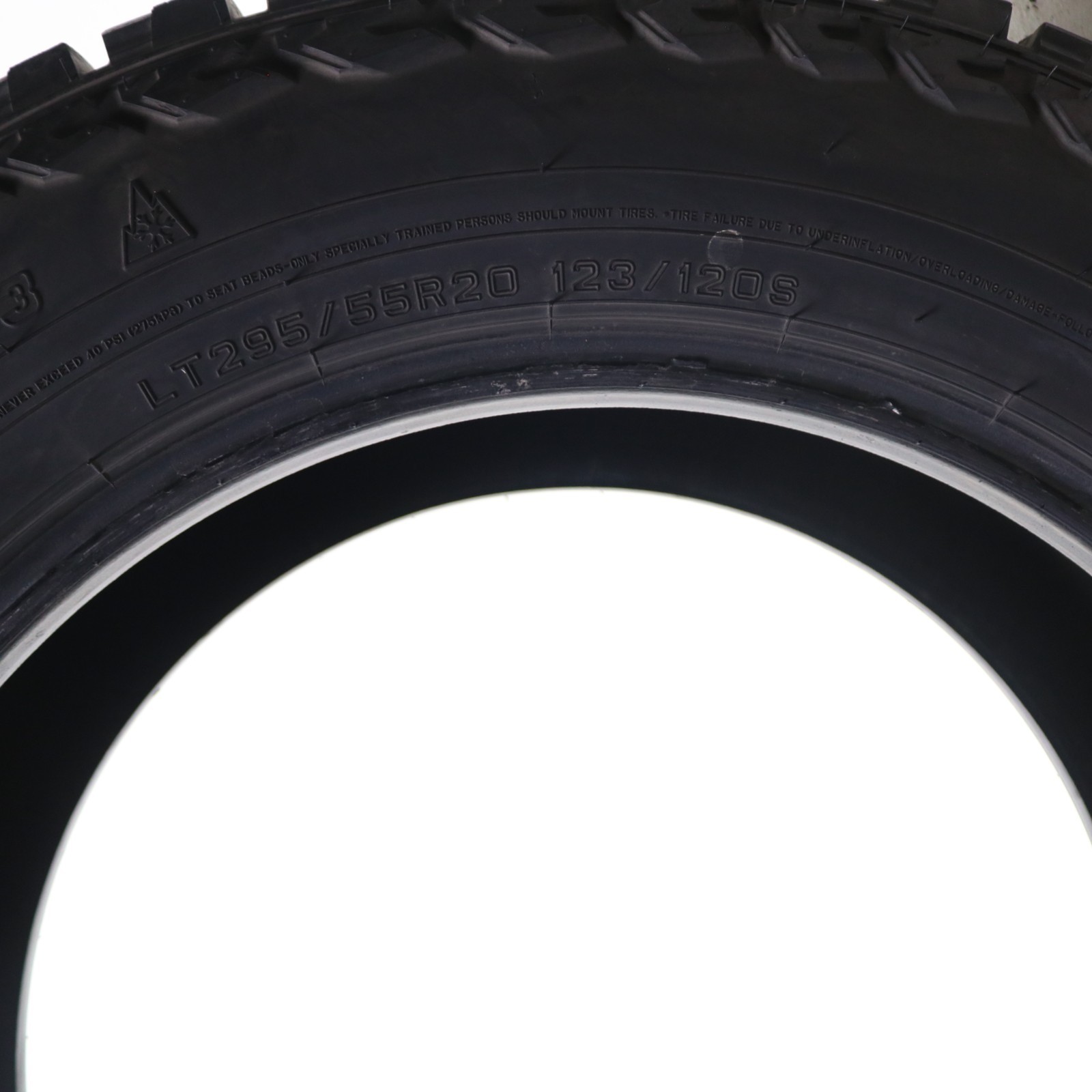 Used LT 295/55R20 Mazama Open Range A/T SQM-3 – 123/120S – 10/32 No Repairs