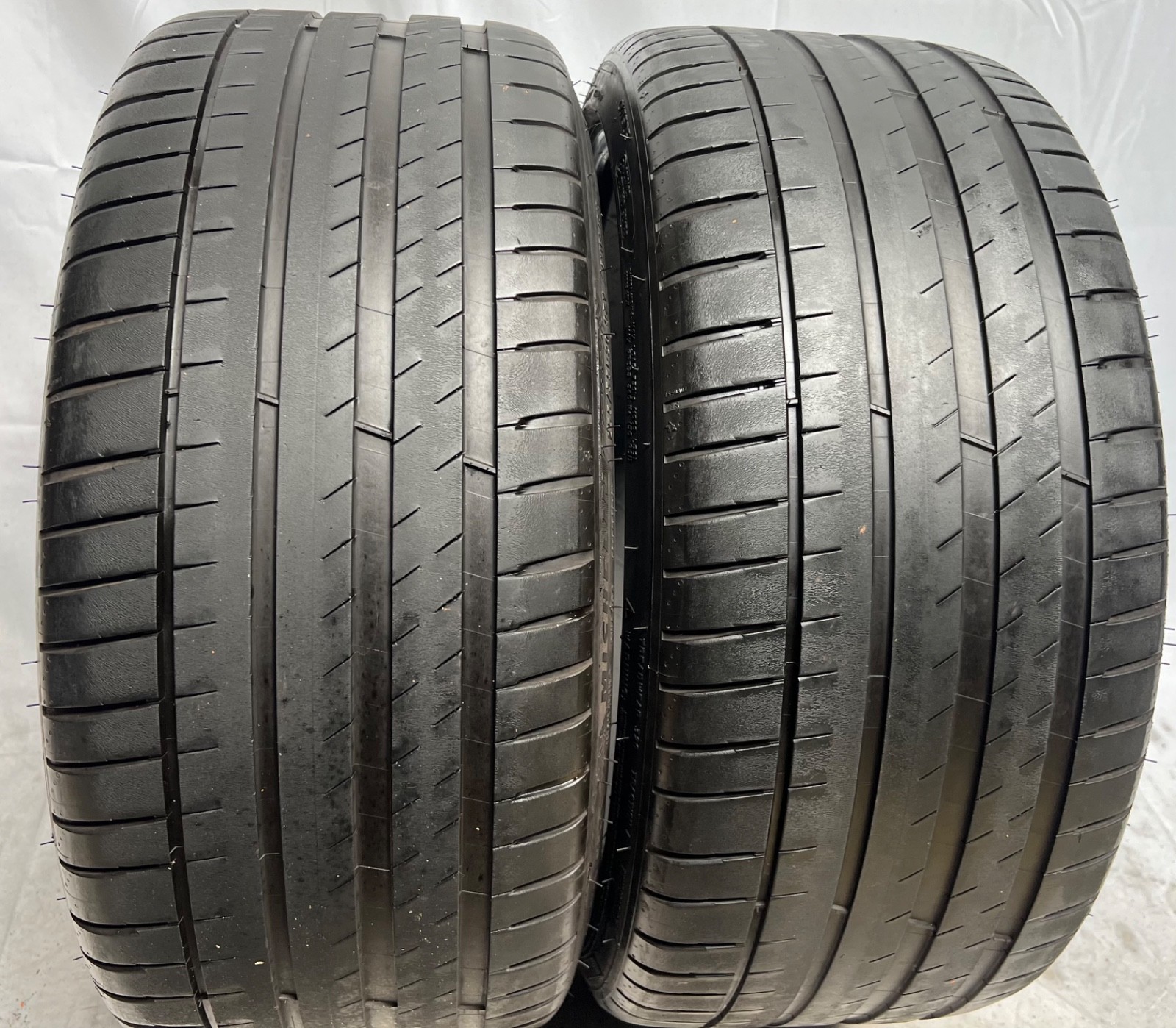2 – NO REPAIRS 255/35R20 XL (97Y) Michelin Pilot Sport 4 (*) BMW OEM – 5136