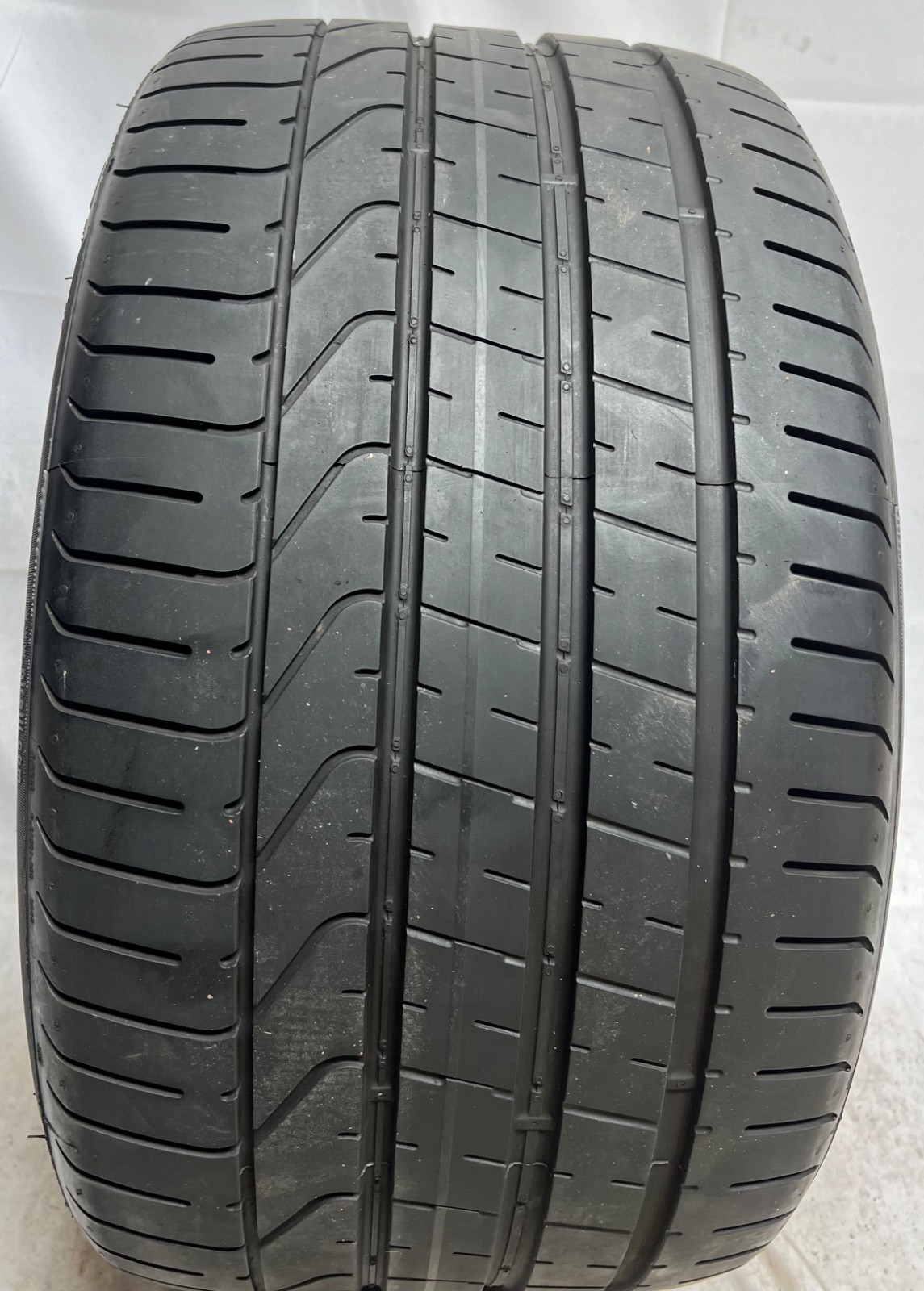 1 – TAKEOFF 295/30ZR20 XL (101Y) Pirelli P Zero (N0) Porsche – 7081 NO REPAIRS