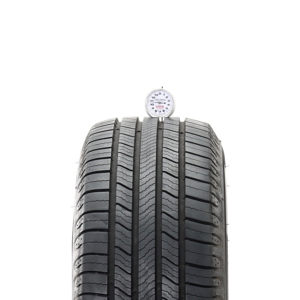 Set of (4) Used 235/60R17 Michelin Defender 2 102H – 9.5-10.5/32