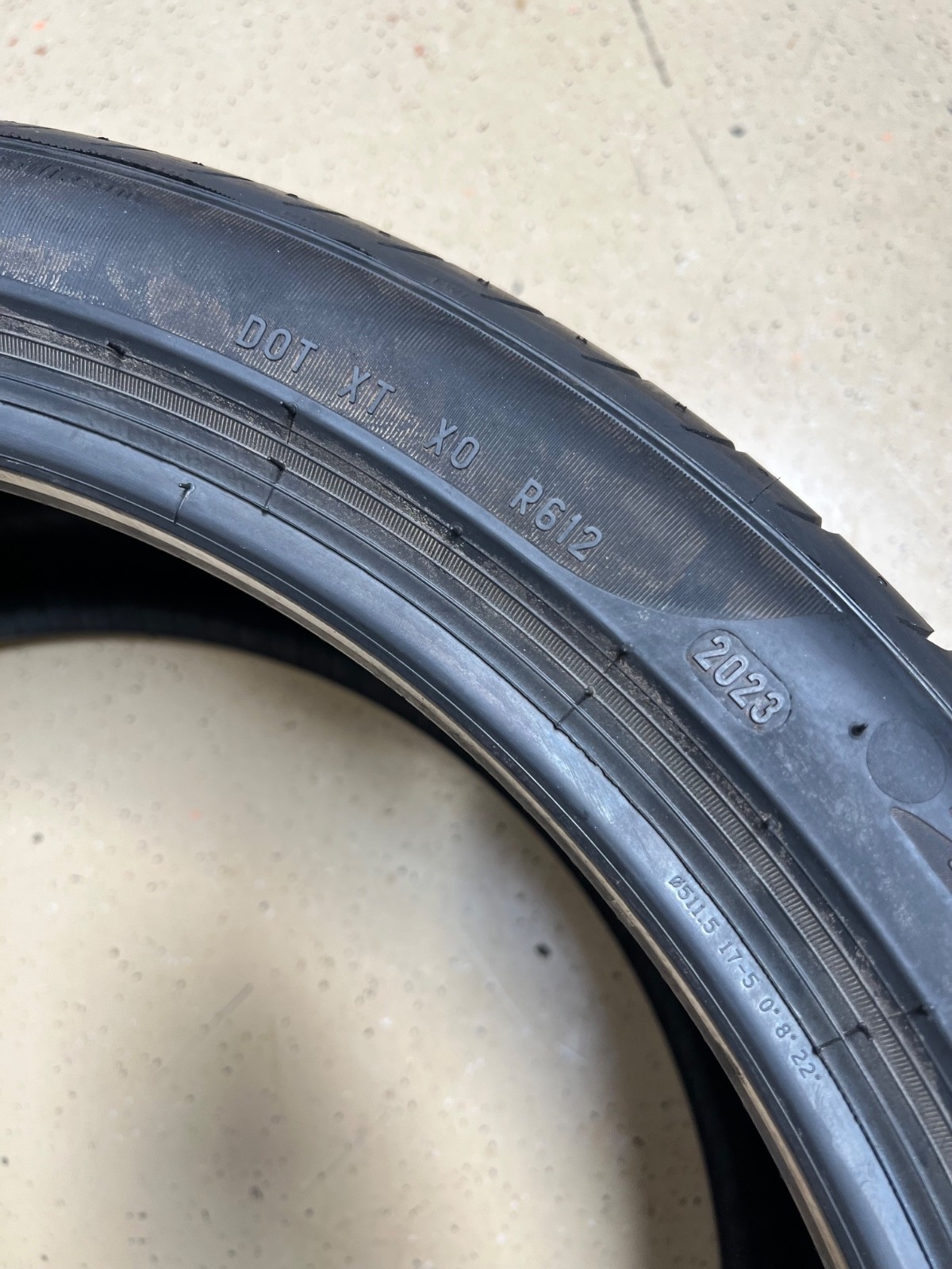 1 – Like NEW 265/35ZR20 XL (99Y) Pirelli P Zero (J) Jaguar OEM – 7153 NO REPAIRS
