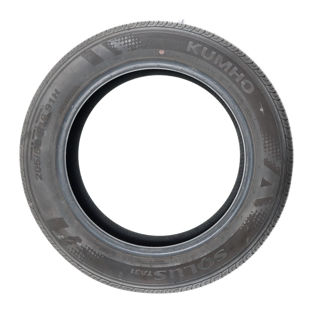 Used 205/55R16 Kumho Solus TA31 91H – 8/32