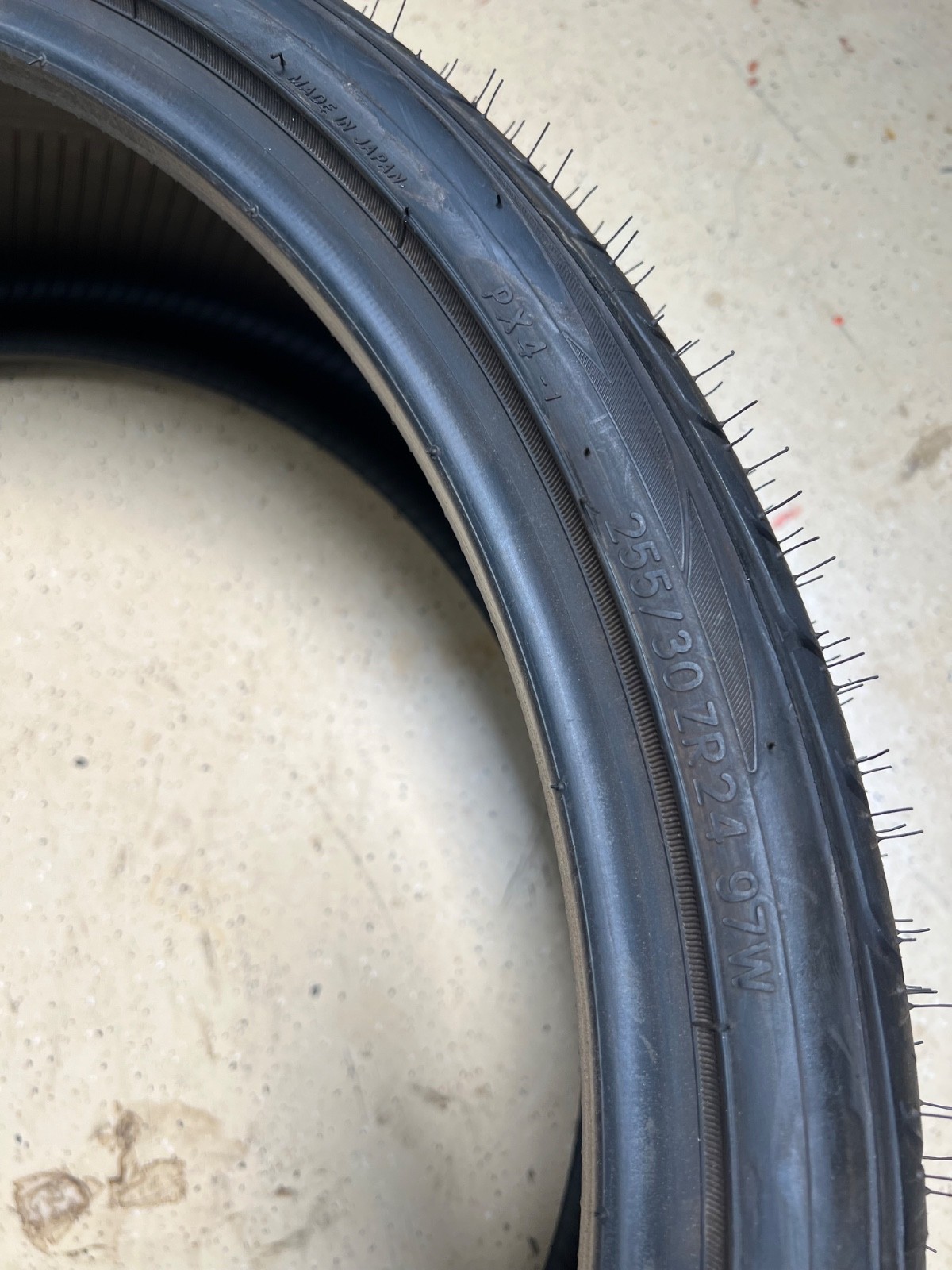 1 – NEW 255/30ZR24 XL (97W) Toyo Proxes 4 – 7019