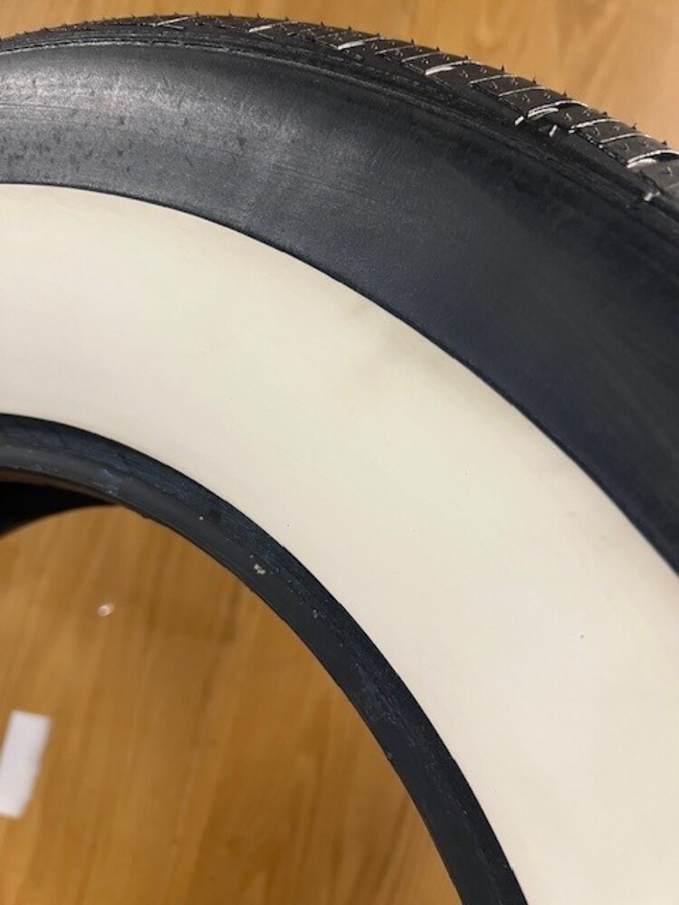 NEW OLD STOCK – DIAMOND BACK I 225/70R15 100T 2.5″ WW (Quantity of 1)