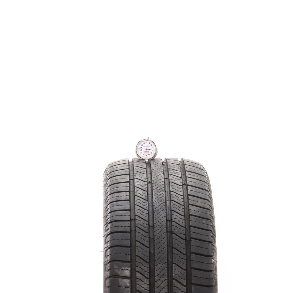 Set of (4) Used 235/45R18 Michelin Defender 2 98V – 9.5-10.5/32