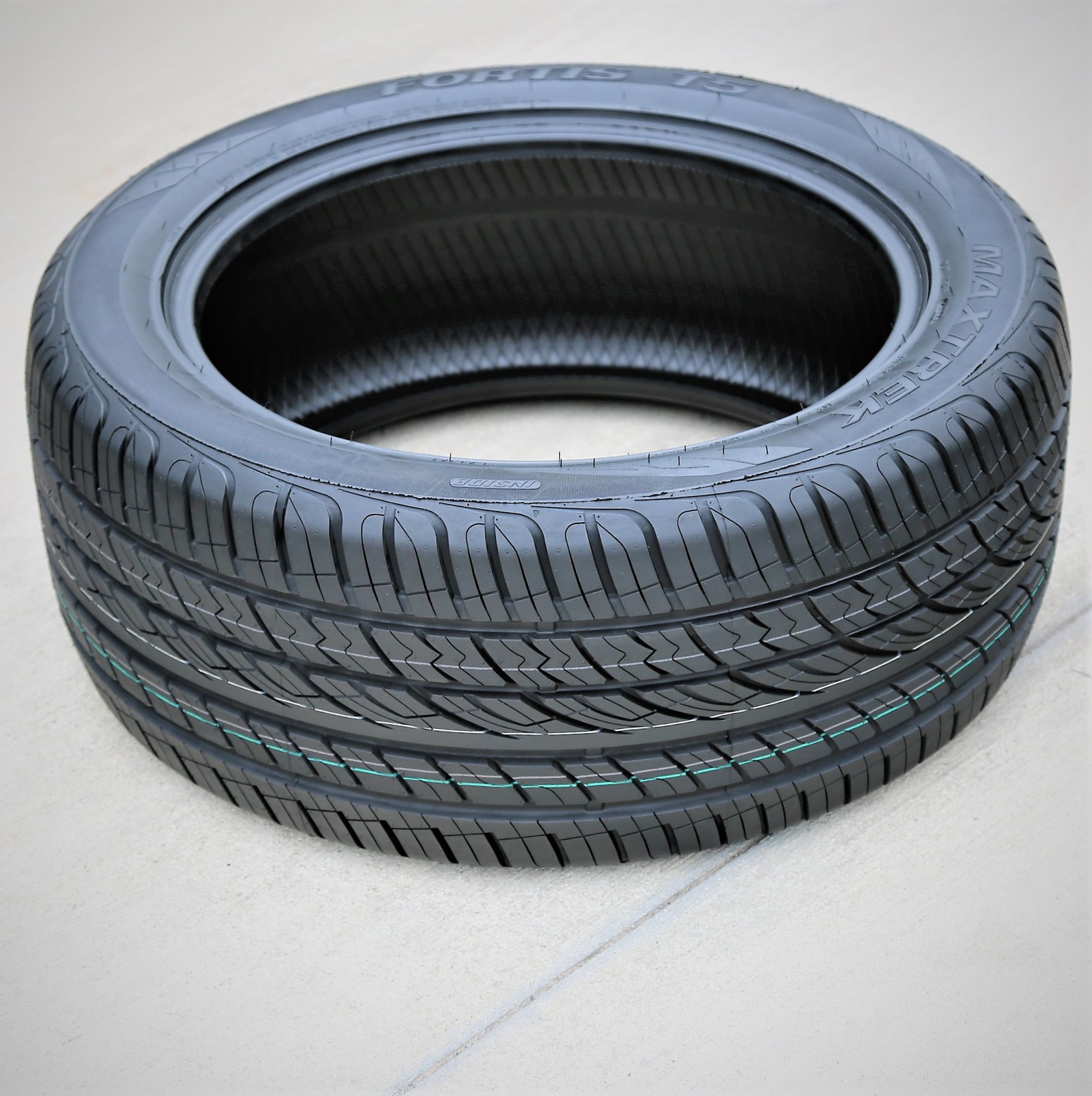 4 Maxtrek Fortis T5 285/35R22 ZR 106W XL All Season Performance Tires UTQG 300AA