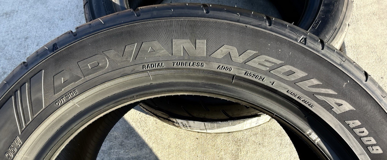 FOUR BRAND NEW 245/45R17 95W Yokohama ADVAN NEOVA AD09 Tires 2454517