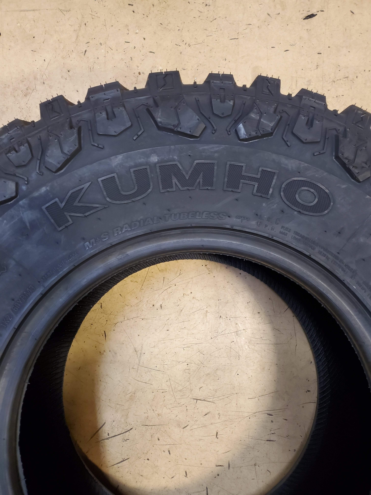 NOS KUMHO ROADVENTURE MT71 BSW LT 31 10.50 15 109Q 6PLY MUD TIRE 2270733