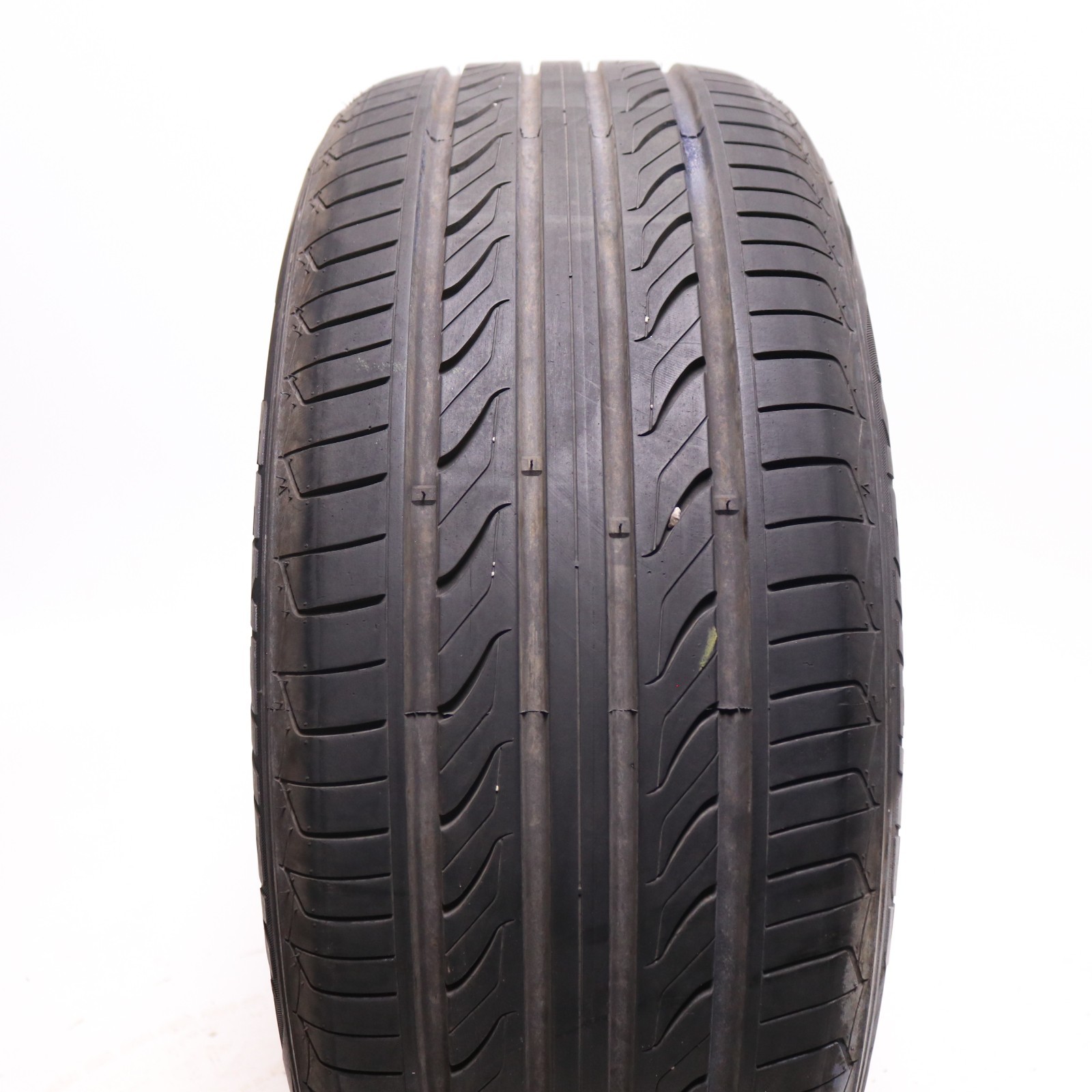 Set of 2 Used 235/50ZR18 Sentury UHP – 101W – 8-9/32 No Repairs