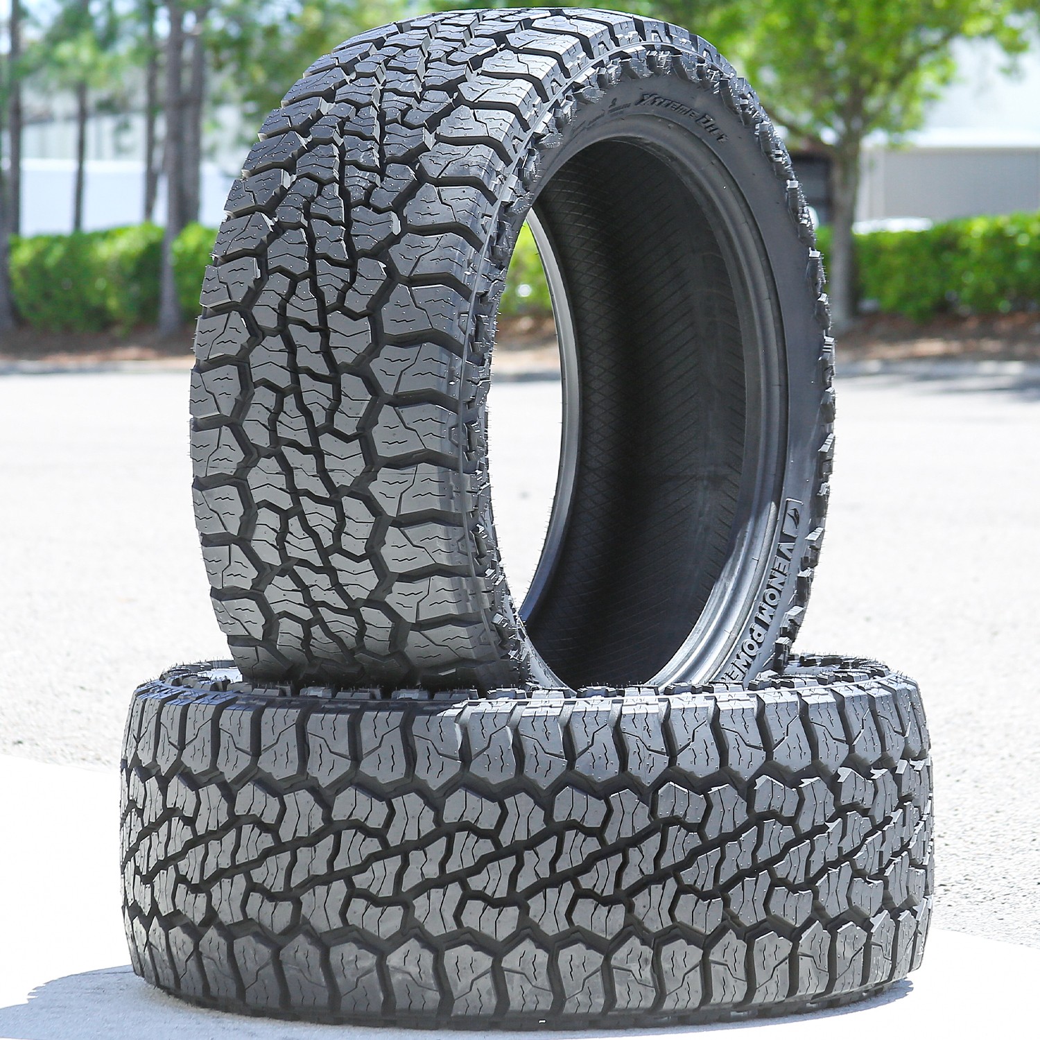 4 Tires Venom Power Swampthing A/T Xtreme Dirt 205/70R15 100T XL AT All Terrain