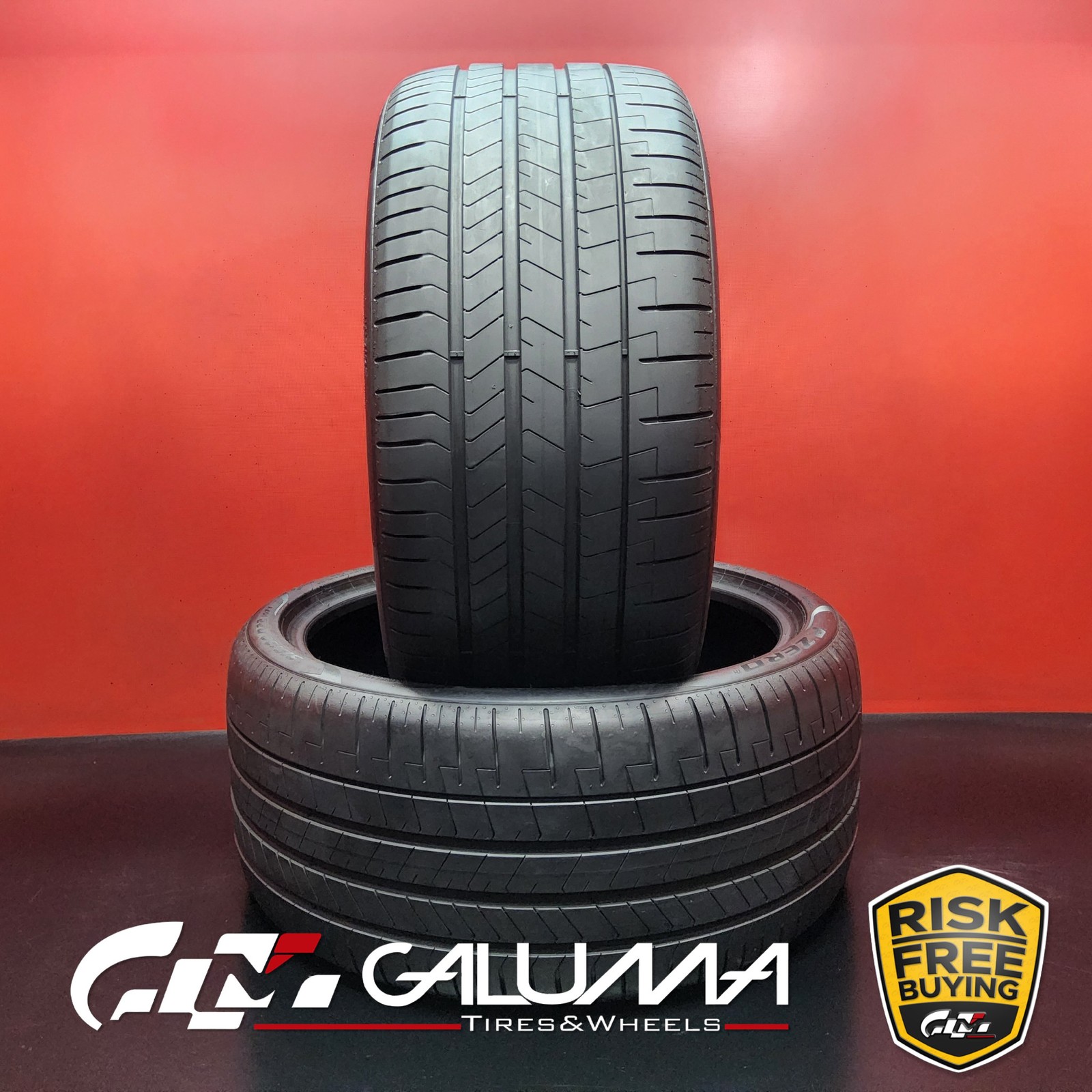 Set of 2 Tires LikeNEW Pirelli P Zero PZ4 (II★) 315/30R22 315/30/22 107Y #94763