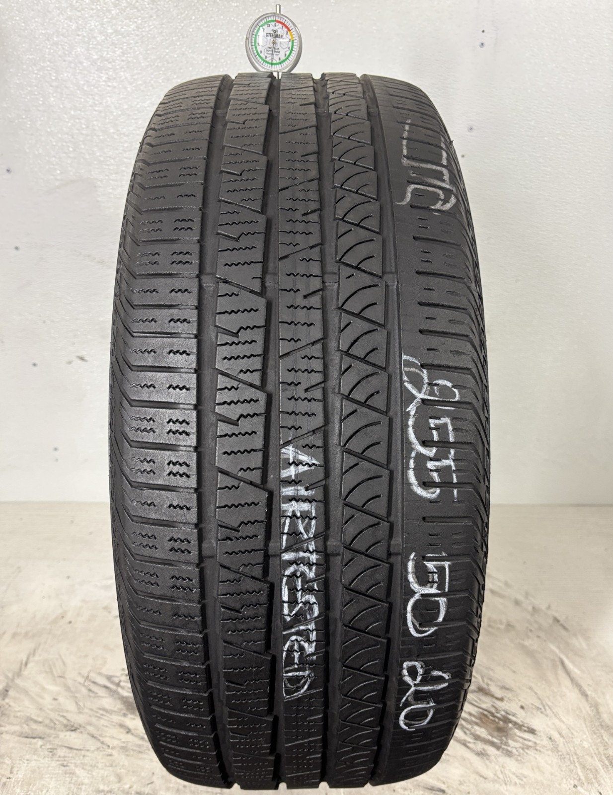 1 Tire 255 50 20 Continental CrossContact LX Sport (6.00-7.00/32=66-77% Tread)