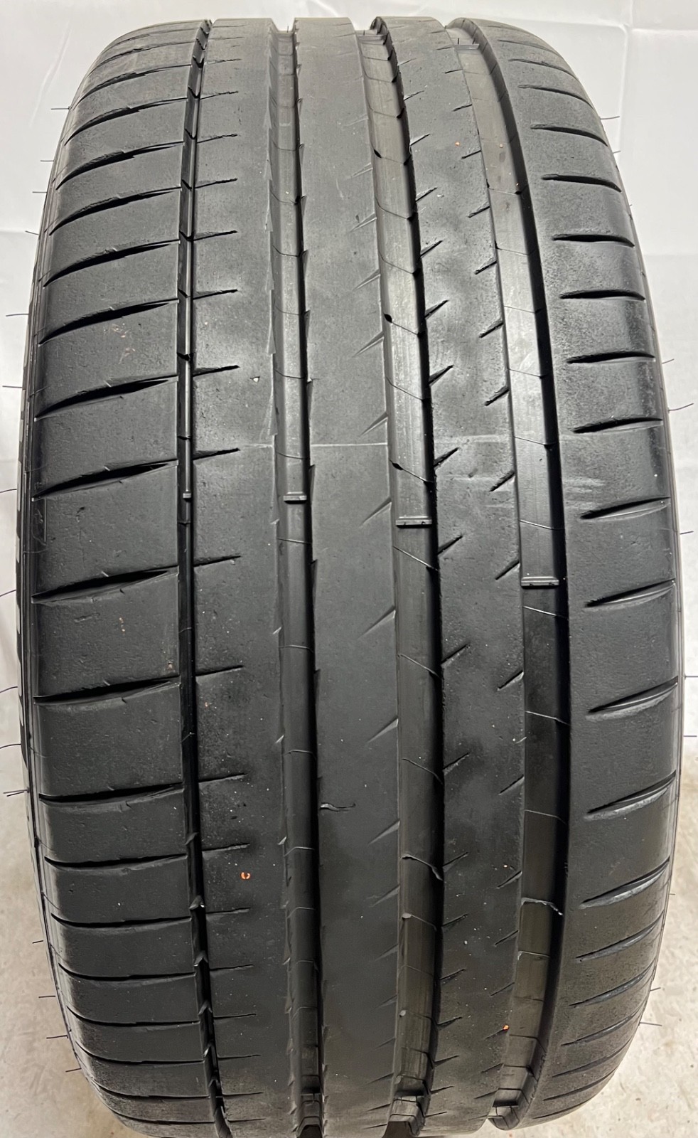 1 – TAKEOFF 265/35ZR20 XL (99Y) Michelin Pilot Sport 4 S (MO1) Mercedes – 6011