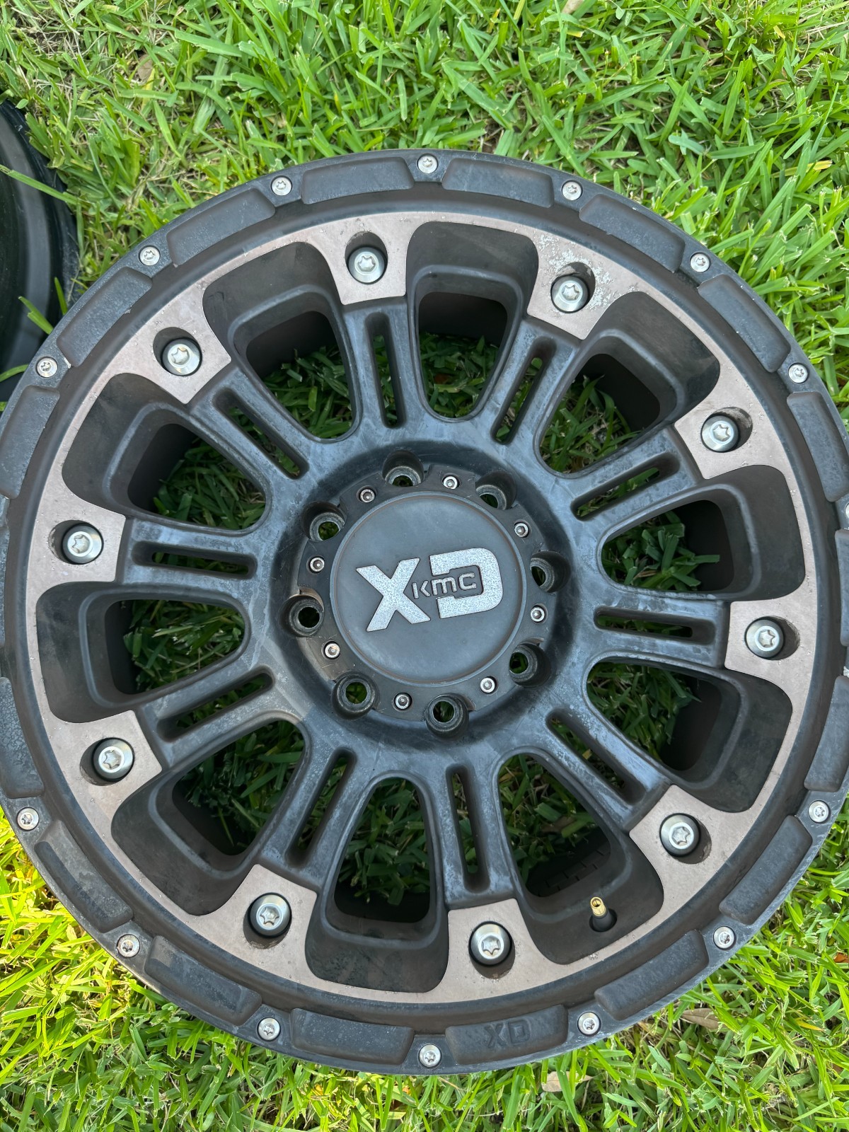 4 Nitto Ridge Grappler 35×12.50R20 Tires + 3 XD829 20×9 8×170 Wheels