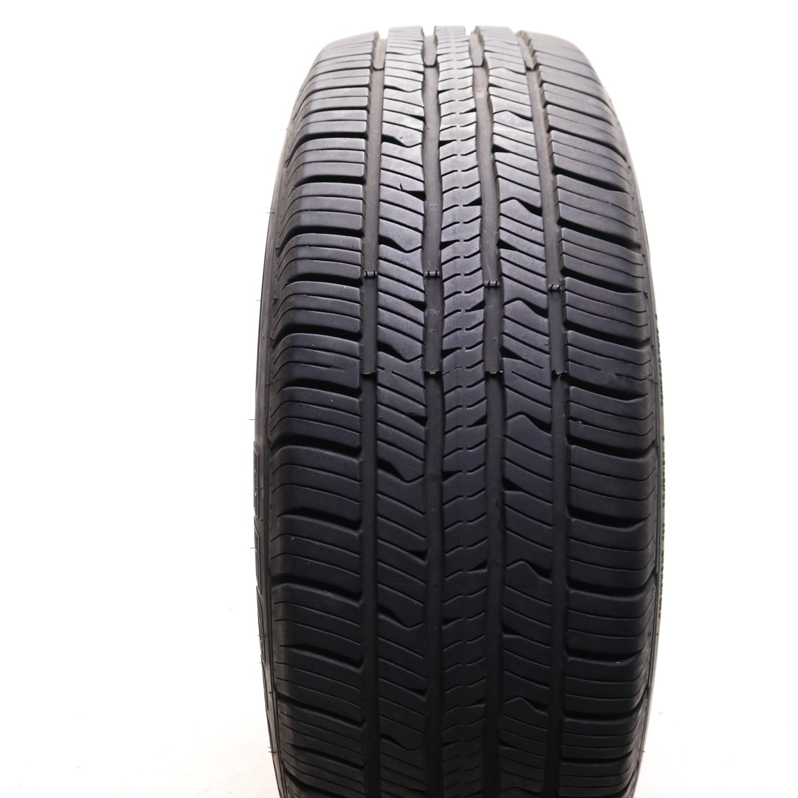 Set of 4 Used 235/65R17 BFGoodrich Advantage Control – 104H – 9.5-10.5/32