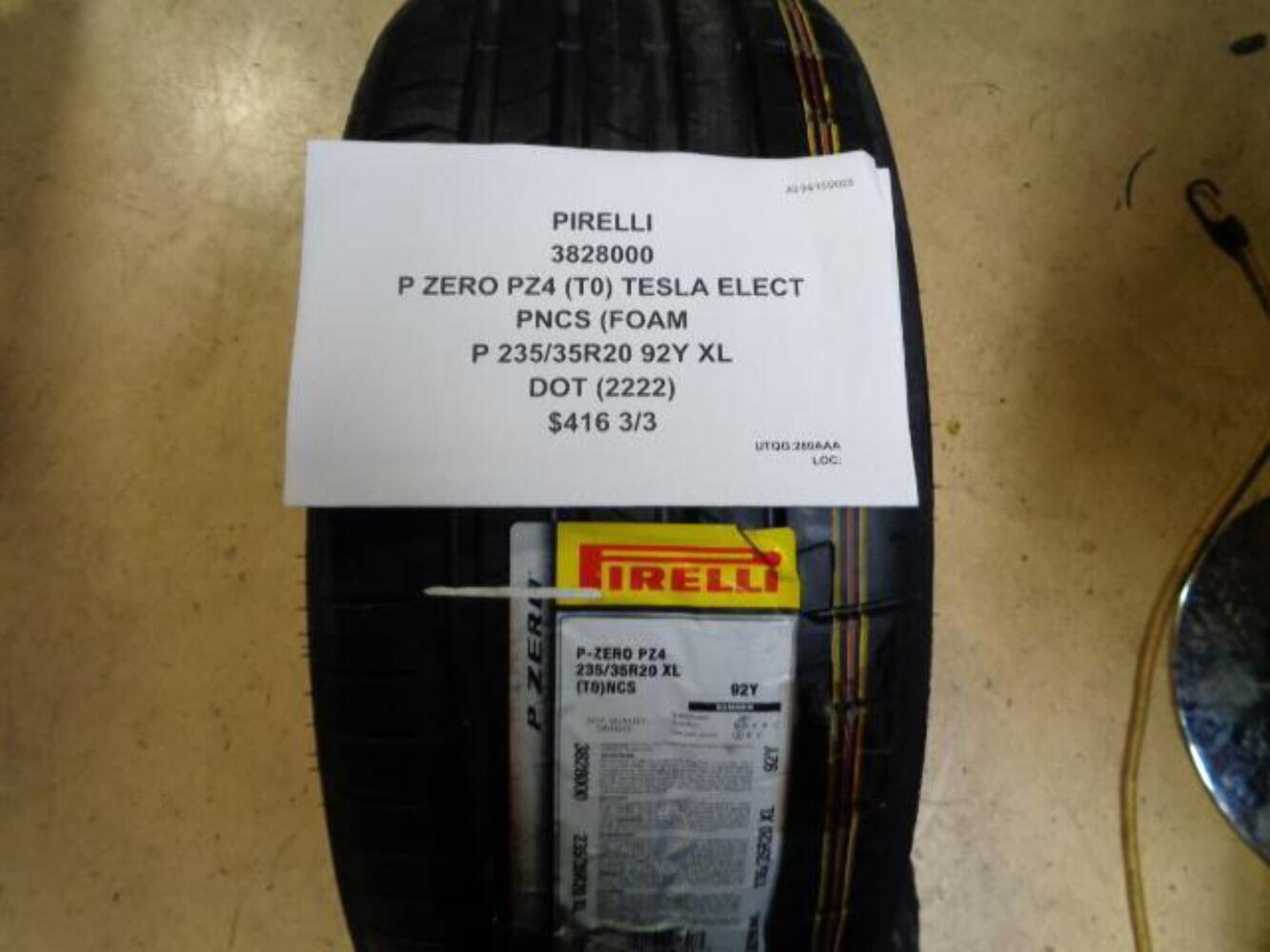 2 PIRELLI P ZERO PZ4 (T0) ELECT PNCS P 235 35 20 92Y XL TIRES 3828000
