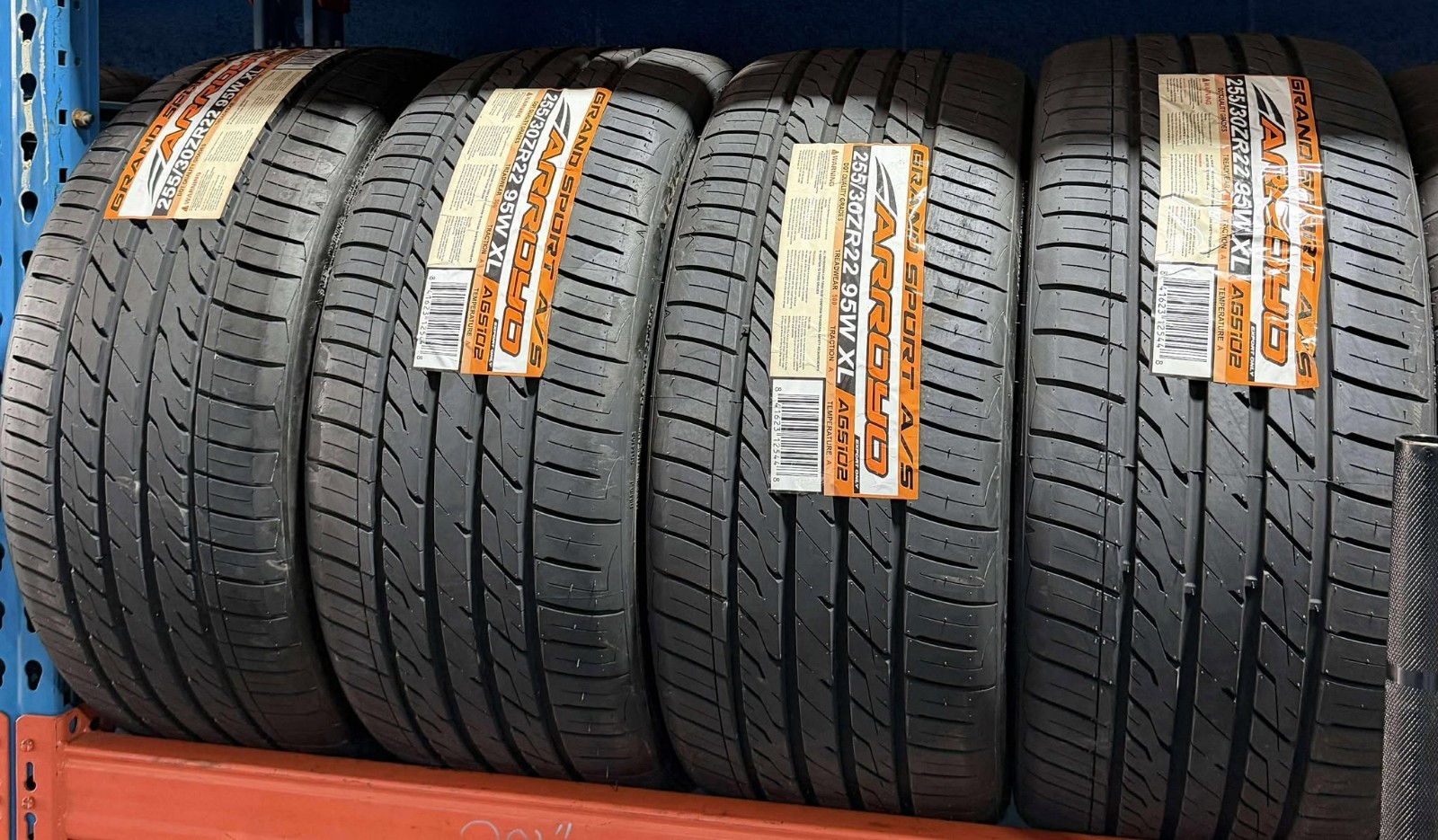 255/30/22 Arroyo Grand sport All Season brand new tires set of (4)