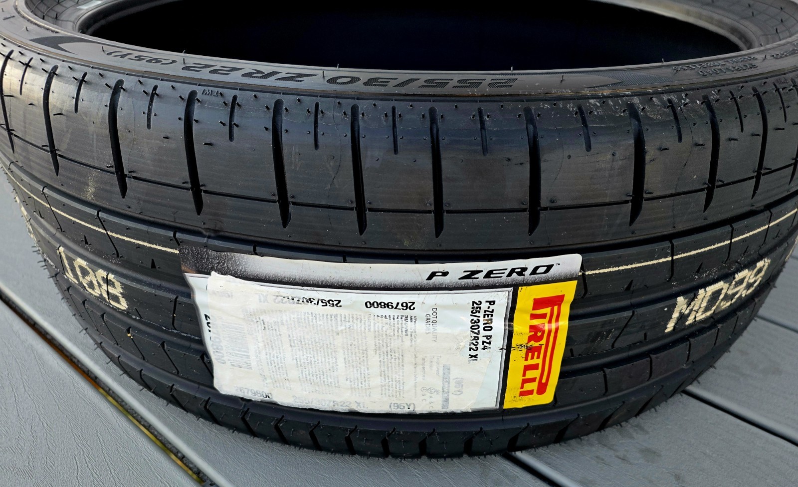 Pirelli P-ZERO PZ4 SPORT 255/30R22 95Y XL Ultra High Performance Tires 255 30 22