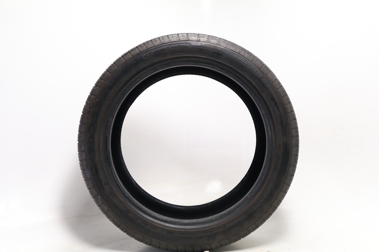 Set of 2 Used 285/40R20 Goodyear Eagle Sport MOExtended – 108V – 7-8/32