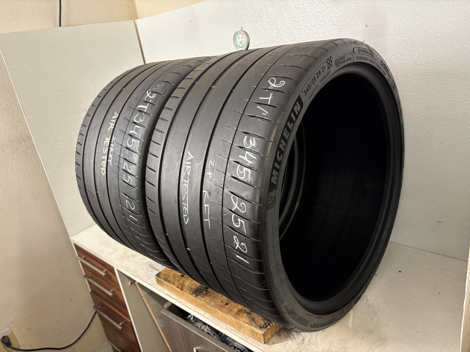 NO SHIPPING ONLY LOCAL PICK UP 2 Tires 345 25 21 Michelin Pilot Sport 4 S ZP RFT