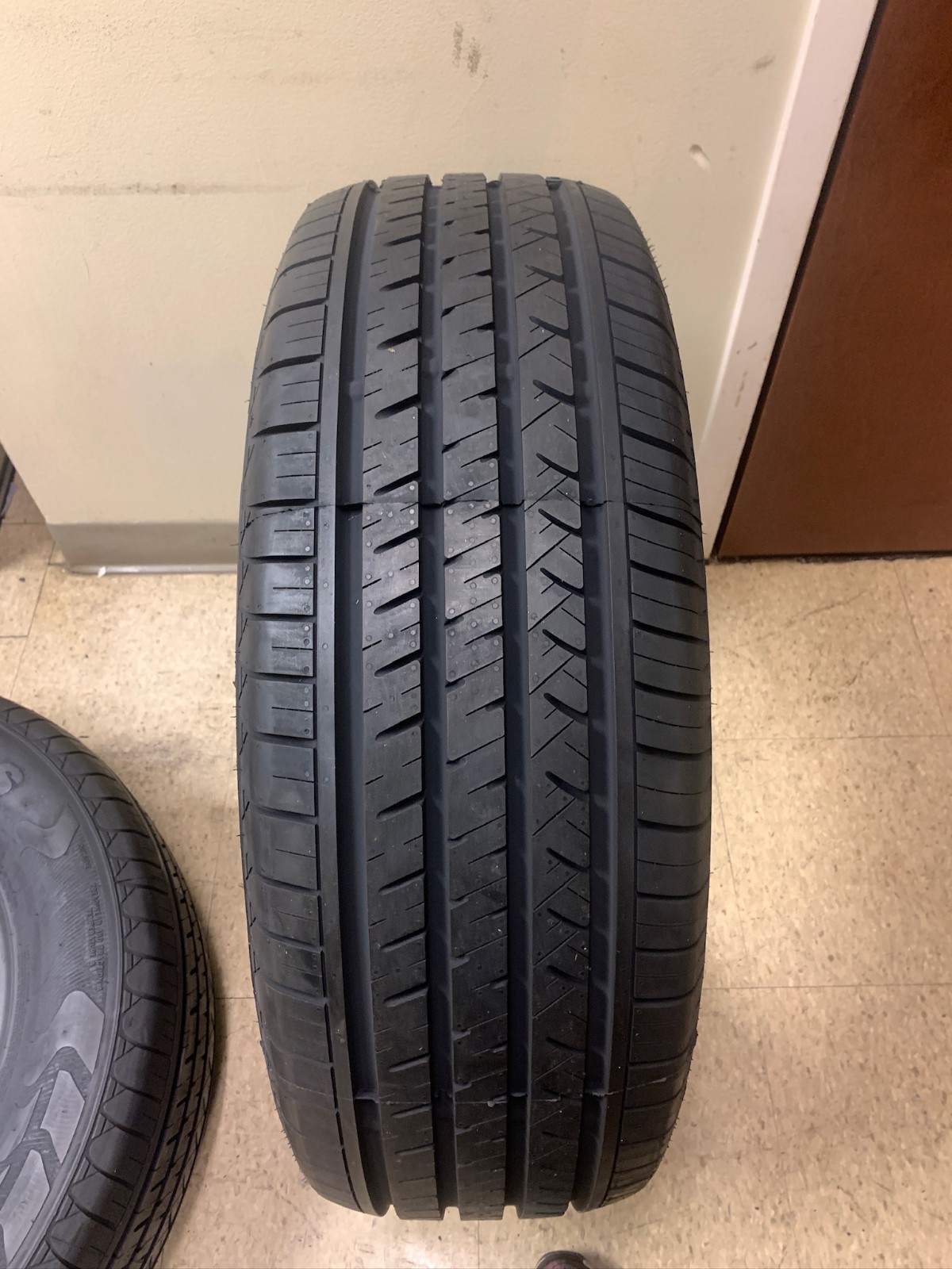 2 New 265 65 18 Atlas Paraller 4×4 HP All Season Tires