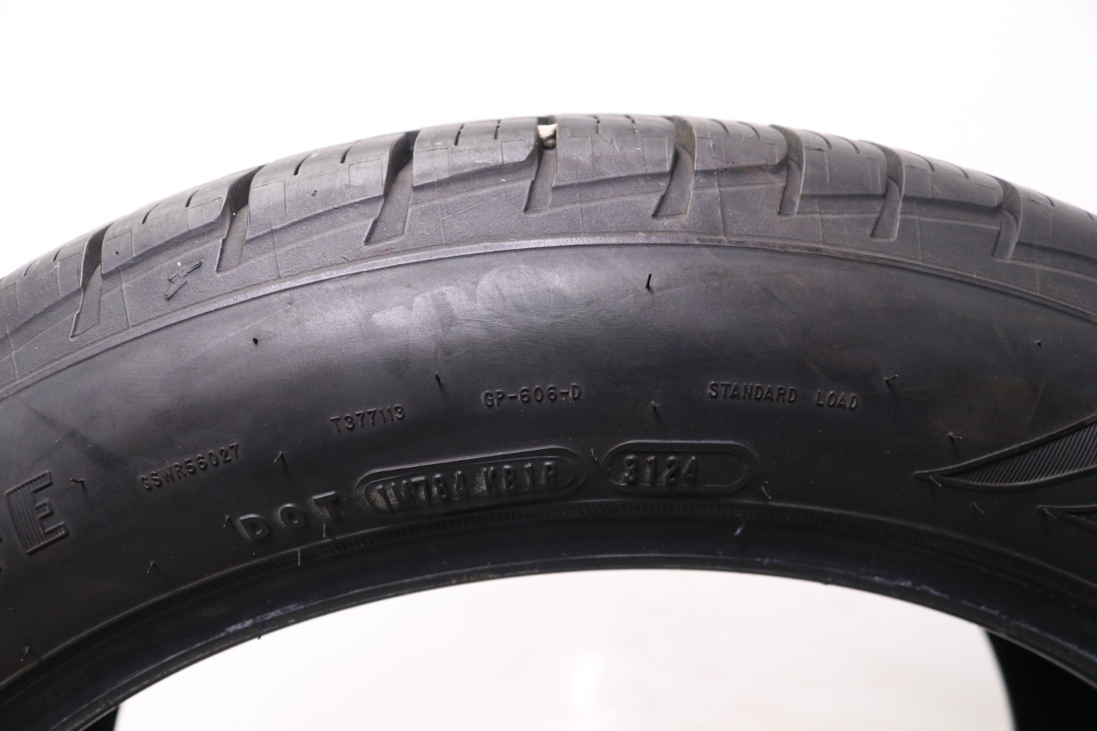 Set of 4 Used 235/50R19 Goodyear Assurance MaxLife – 99V – 9-10/32 No Repairs