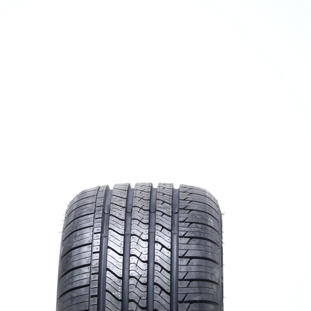 New 225/50R17 GT Radial Maxtour LX 94V – 10/32