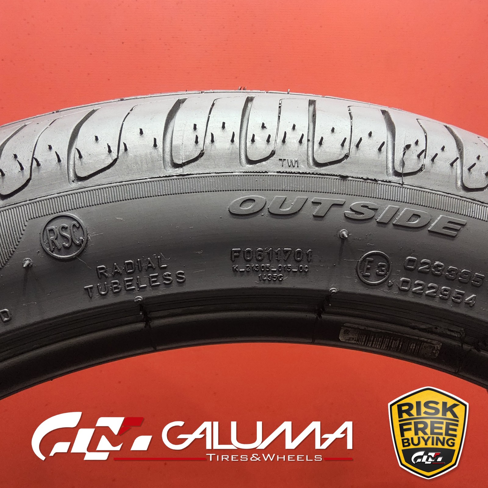 1 Tire Pirelli Cinturato P7 RunFlat 255/40R18 2554018 95Y No Repair #95948