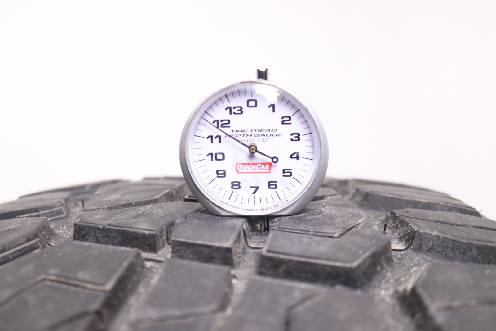 Set of 2 Used 255/50R20 Delinte DX-20 Bandit X/T – 109W – 11.5/32 No Repairs