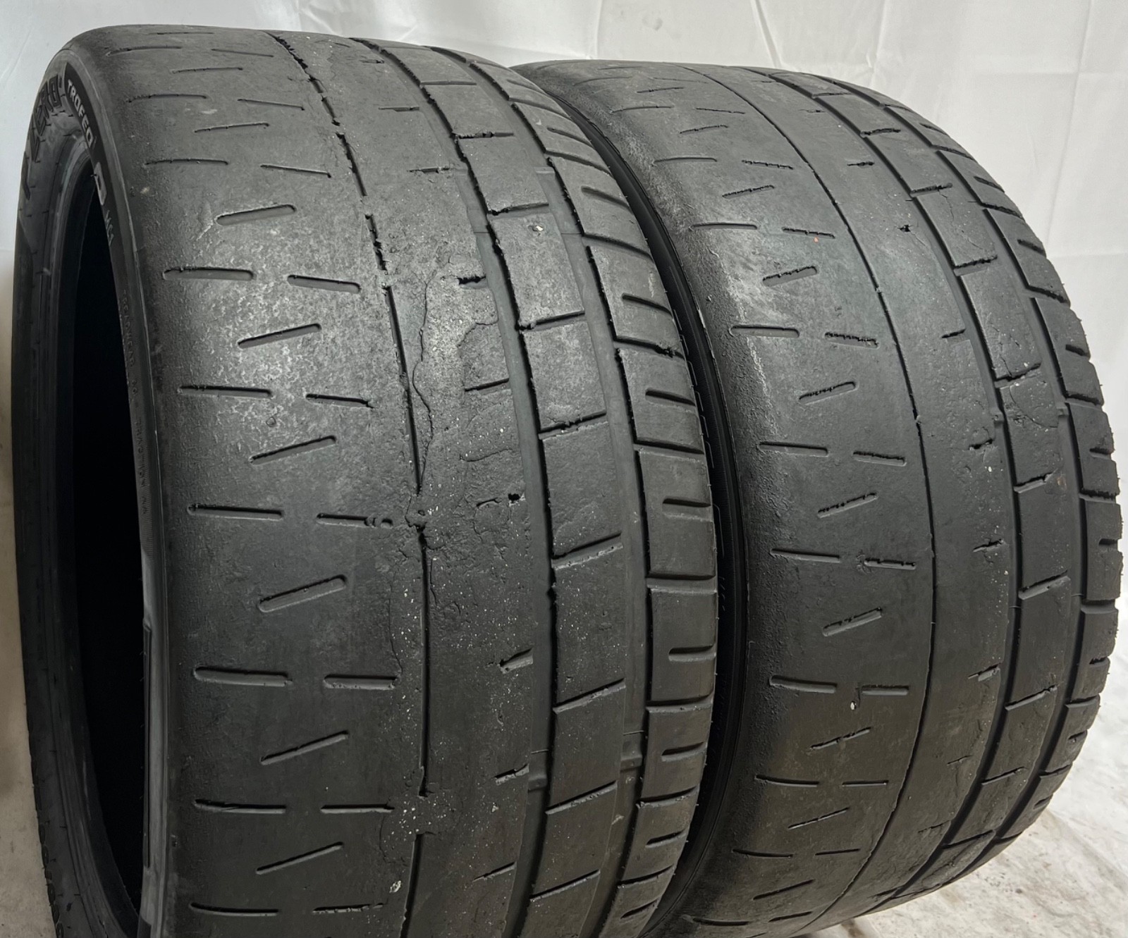 2 – NO REPAIRS 305/30ZR20 XL (103Y) Pirelli P Zero Trofeo R (MC1) McLaren – 7134