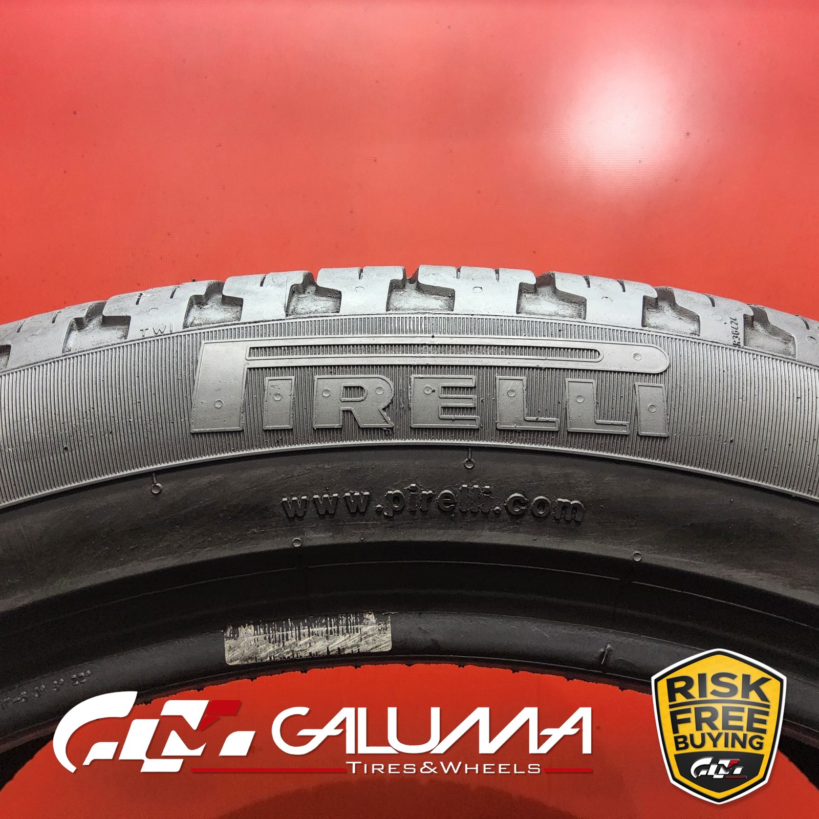 1 Tire Pirelli Scorpion Verde All Season 285/40R21 285/40/21 XL 109V #95211