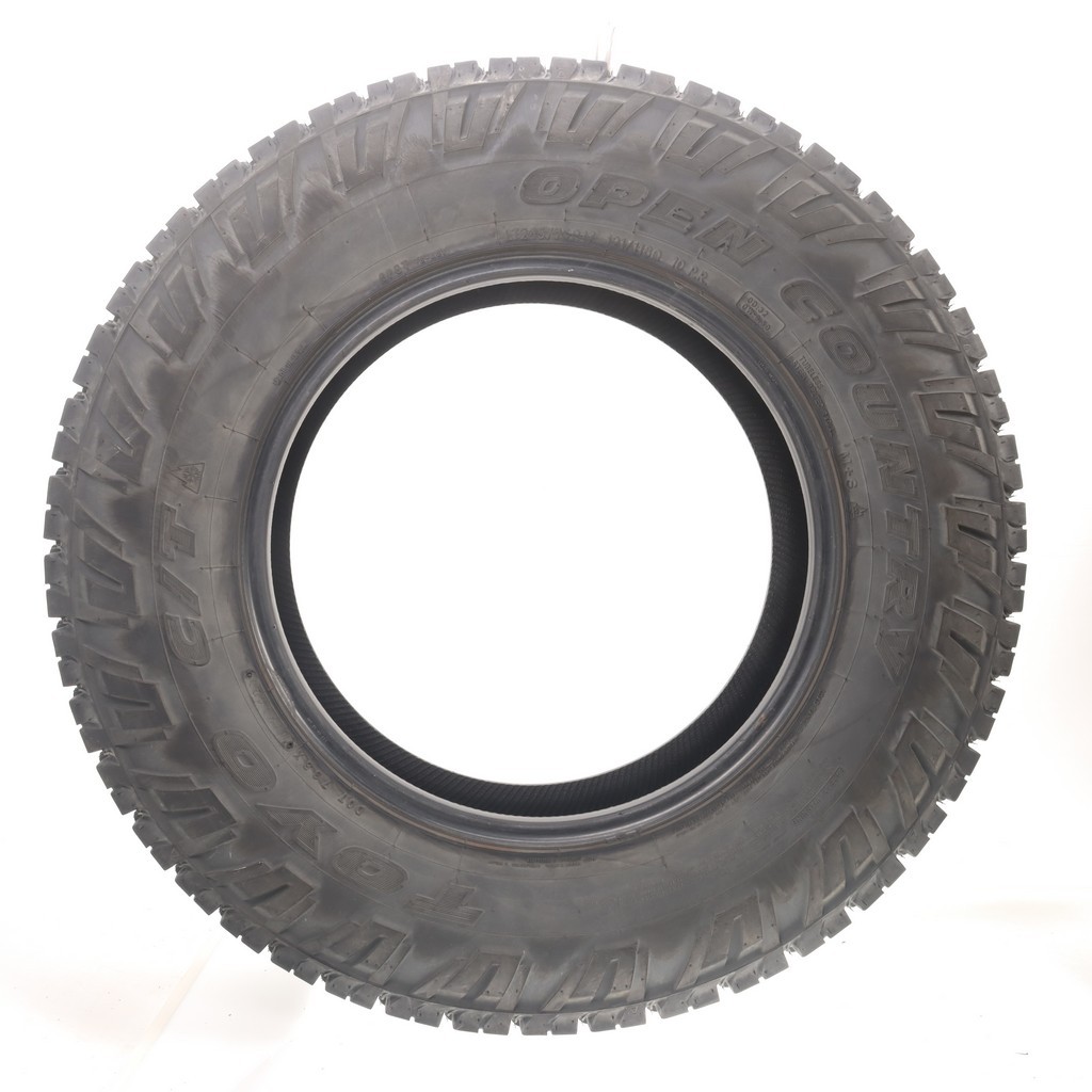 Used LT 245/75R17 Toyo Open Country C/T 121/118Q – 10/32