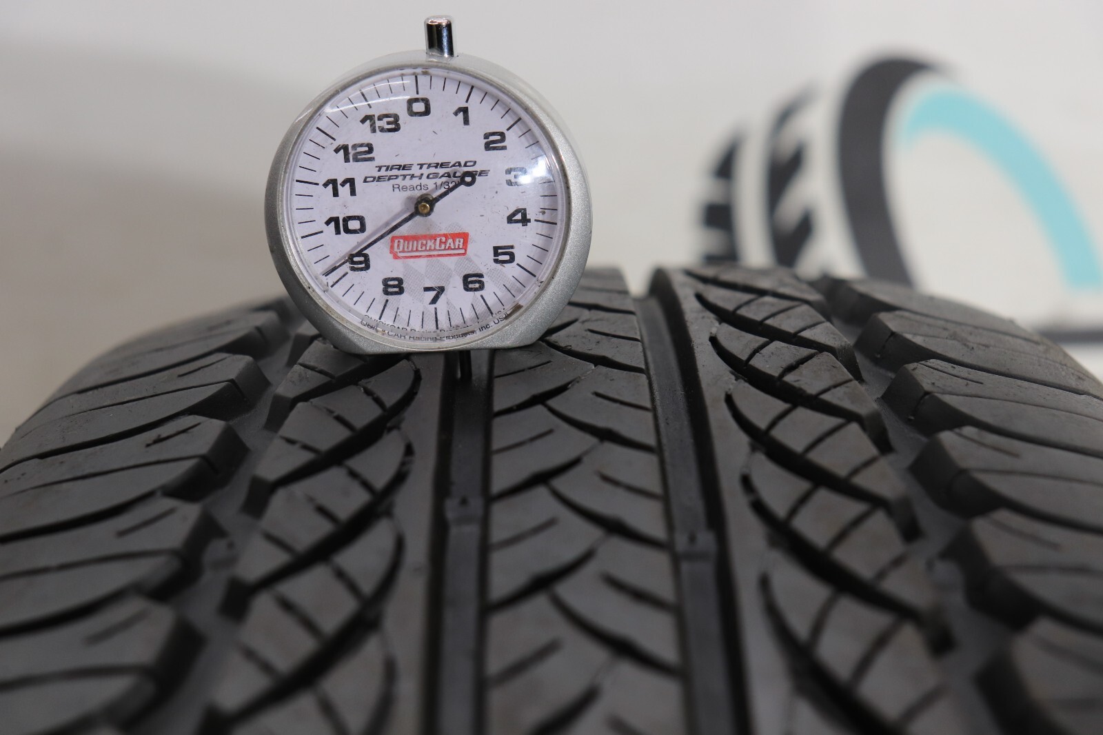 Used 215/55R18 Kumho Ecsta PA31 95V – 9/32”