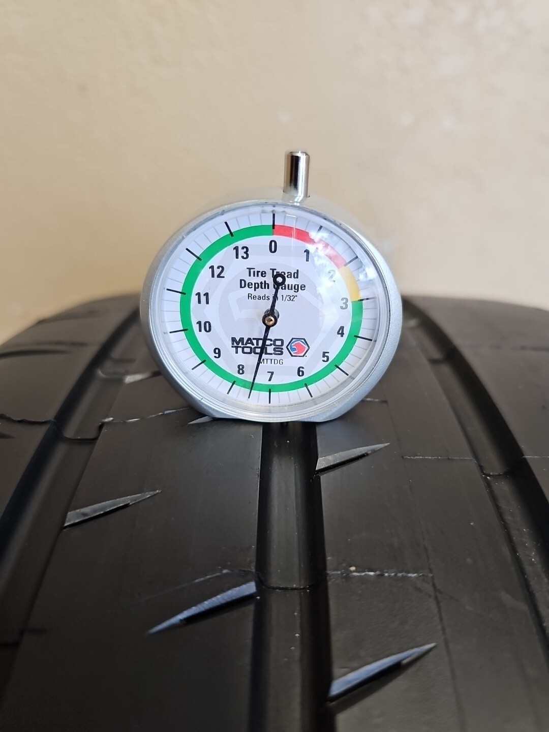 1) New Old Stock 245/35ZR20 95Y Michelin Pilot Sport Cup 2 7/32 DOT 1323 2453520