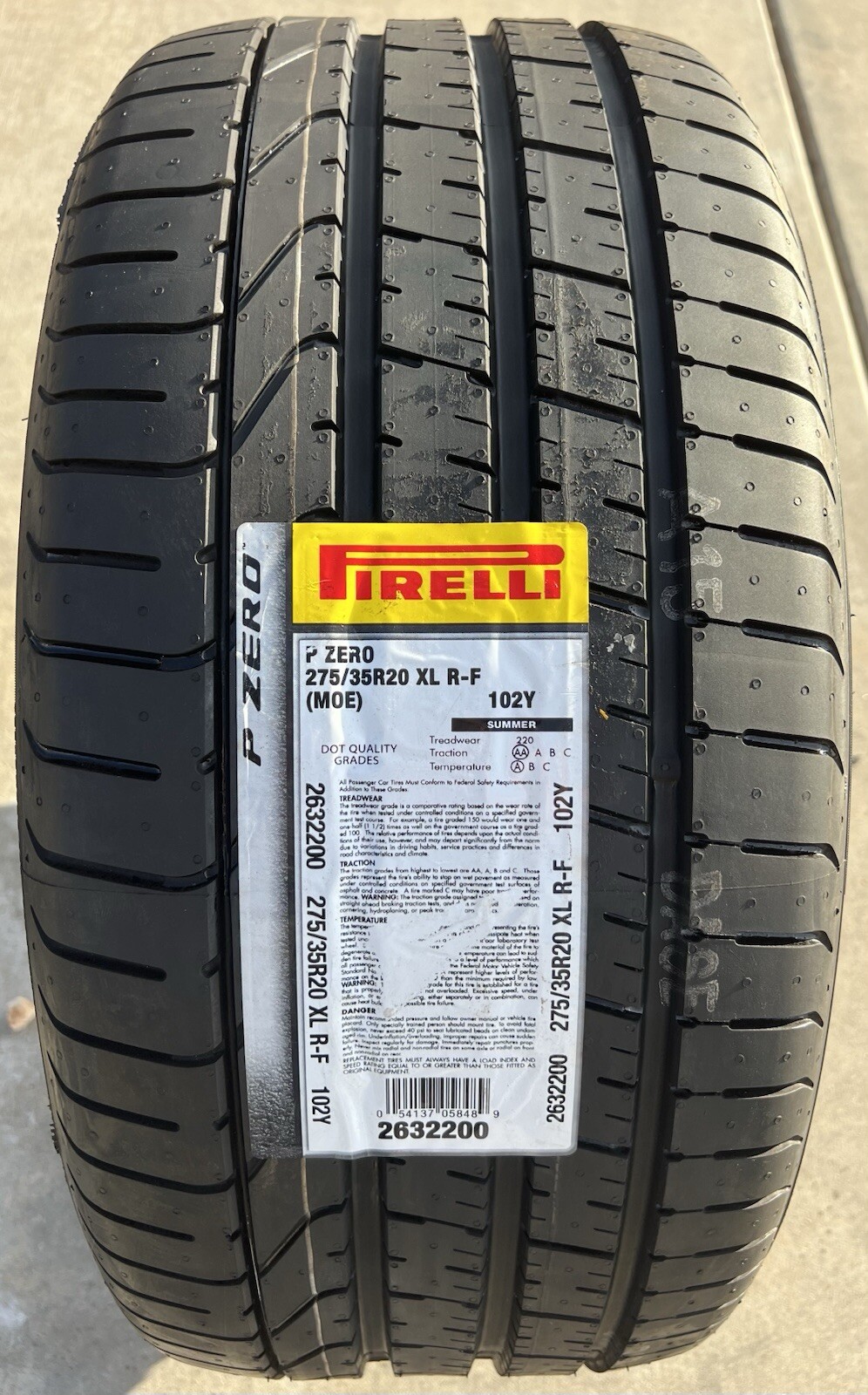 Set of TWO BRAND NEW 275/35R20 102Y Pirelli P Zero MOE Run Flat RFT RF Tires