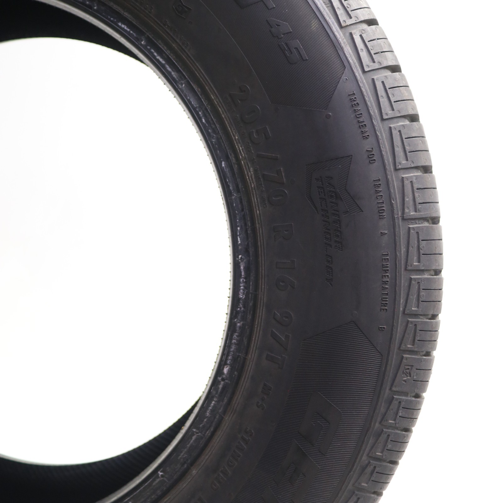 Set of 4 Used 205/70R16 General Altimax RT45 – 97T – 9-10/32
