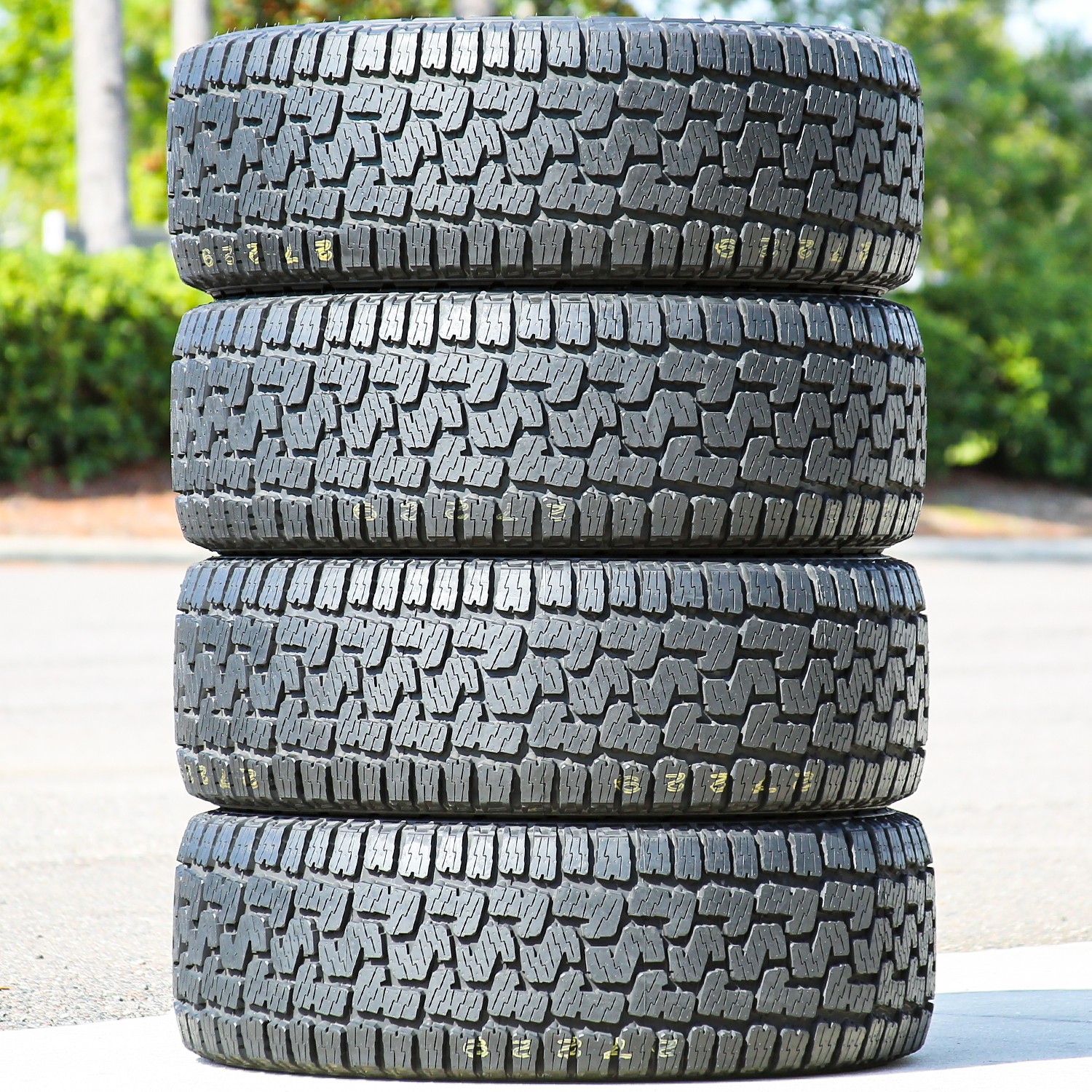 Tire Pirelli Scorpion All Terrain Plus 265/70R16 112T AT A/T