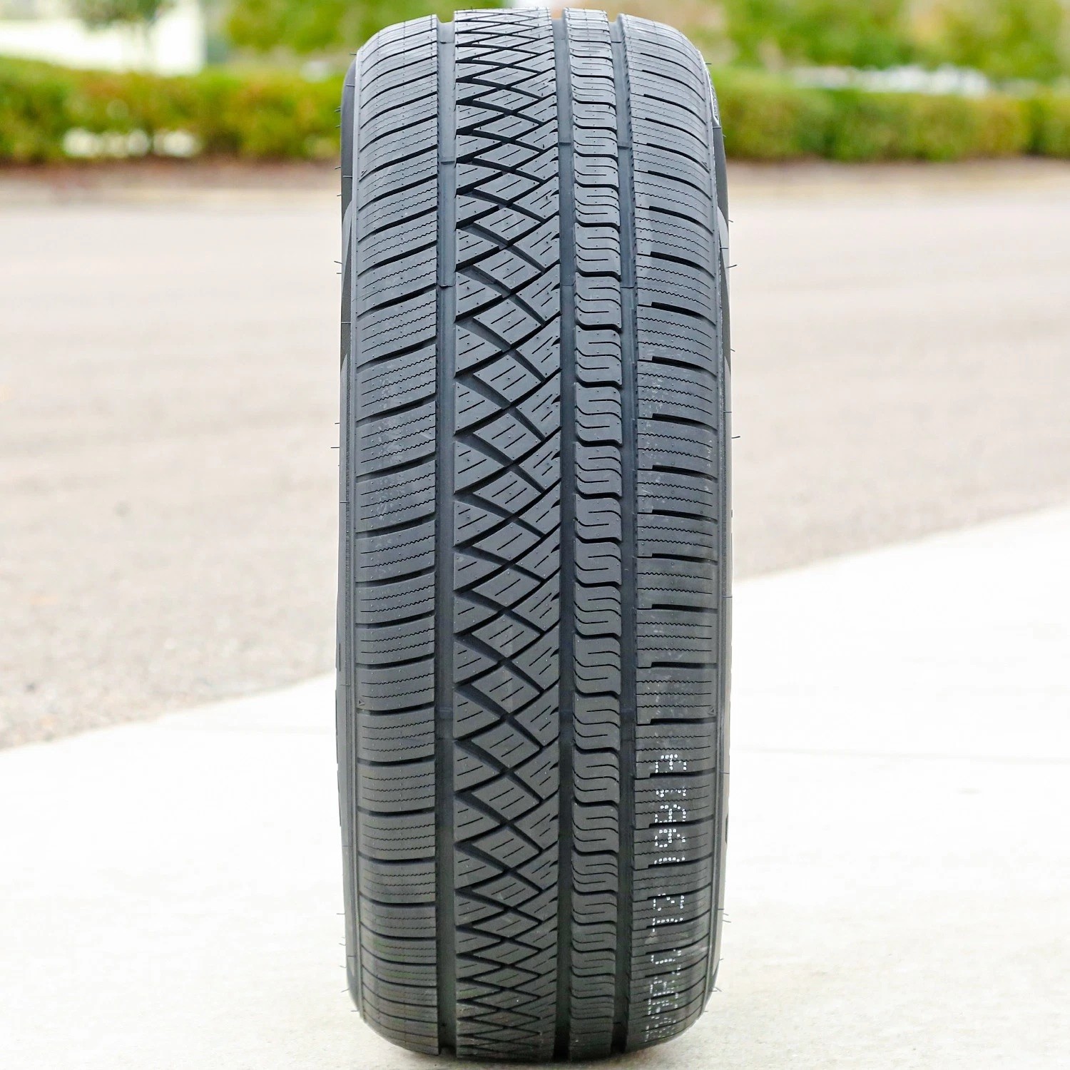 1 NEW 255/55ZR19 Atturo AZ810 111W (DOT:0325) Tire 255 55 ZR19
