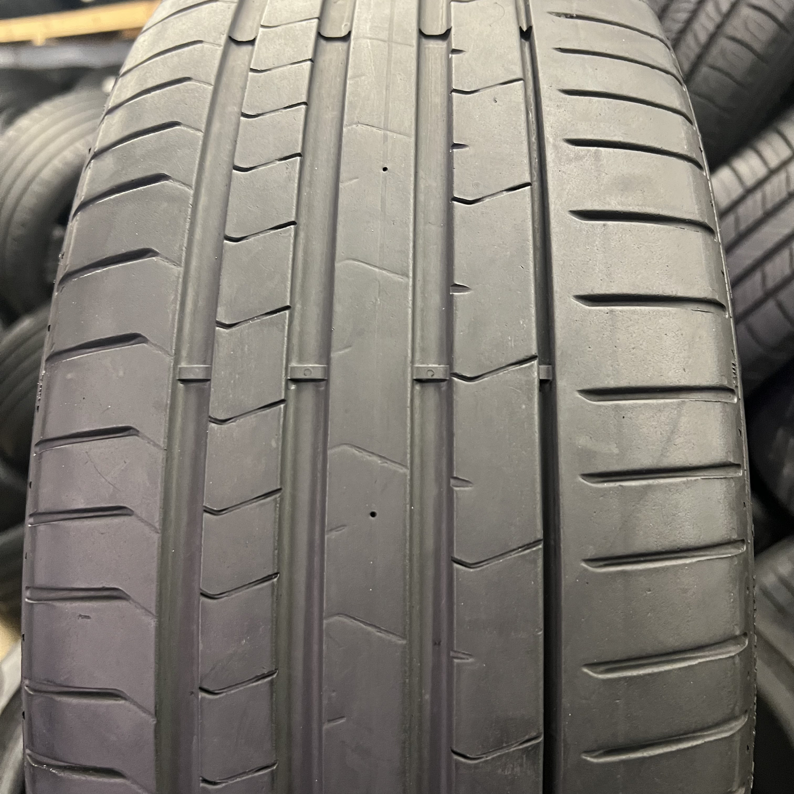 Set Of 2 Tires Pirelli P Zero PZ4 Run Flat BMW 225/45R19 96W DOT.0823 NO Patch