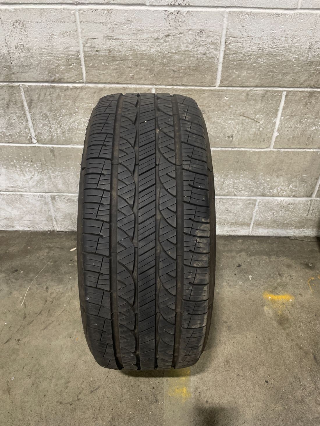 1x P235/55R17 Kelly Edge Touring A/S 9/32 99 H Used Tire 2355517