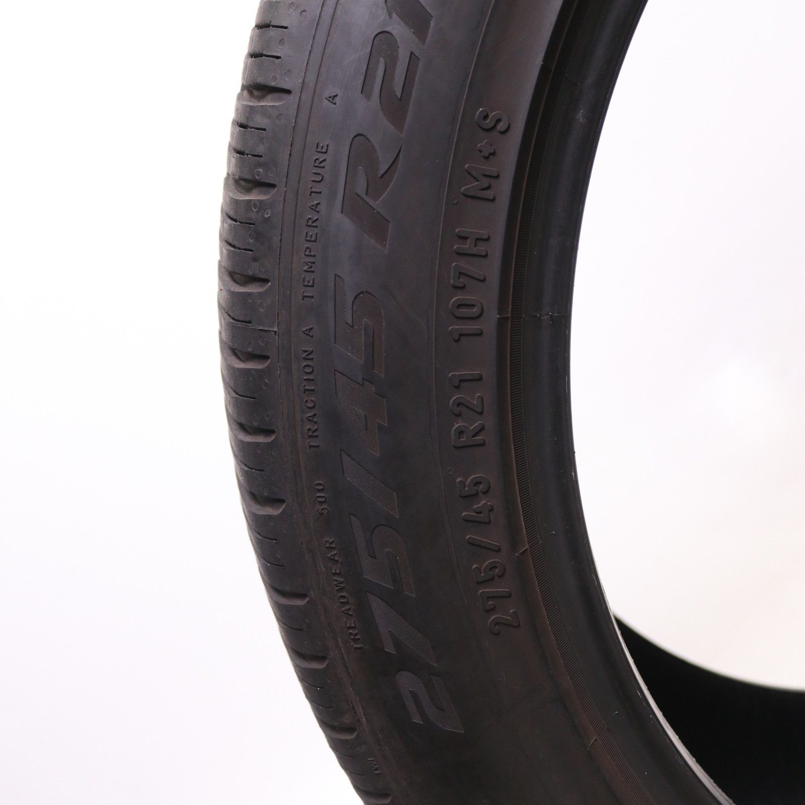 Set of 2 Used 275/45R21 Pirelli Scorpion Zero All Season MO – 107H – 8.5-9/32