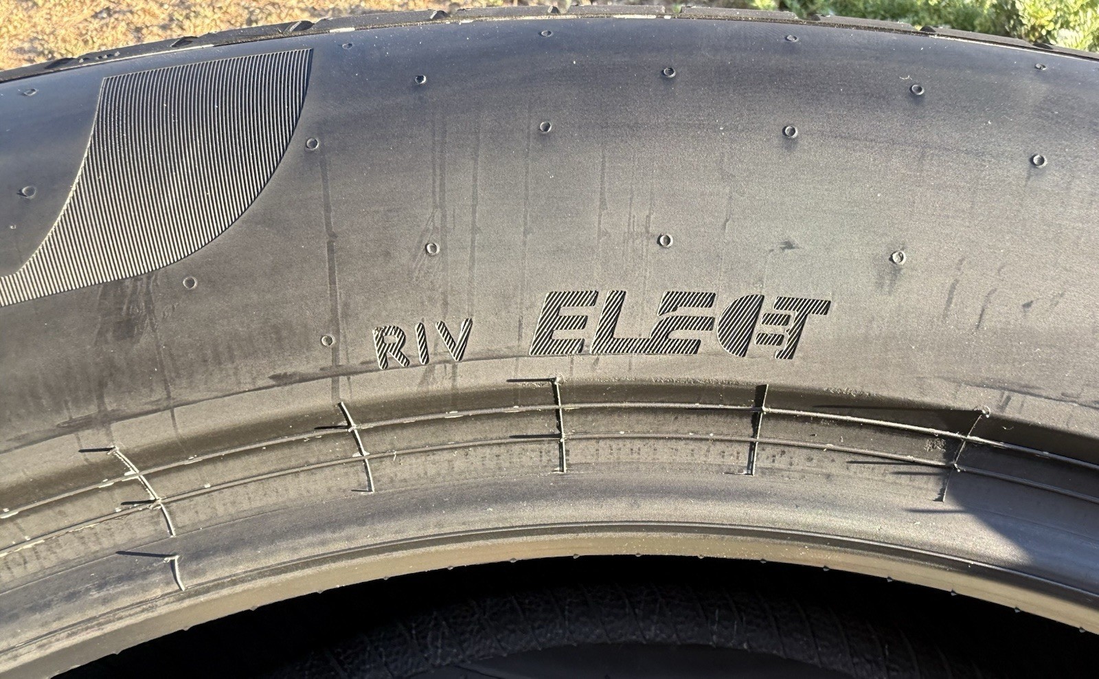 TWO BRAND NEW HL275/50R22 116H Pirelli Scorpion MS ELECT RIV Rivian R1S / R1T
